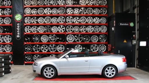 Set 17 inch Audi Q5 velgen gemonteerd op deze Audi A4 Cabriolet bij Banden XL Dordrecht.jpg