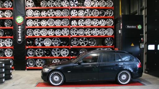 Set 19 inch Alpina velgen op BMW 3-serie E91 Touring gemonteerd bij Banden XL.jpg