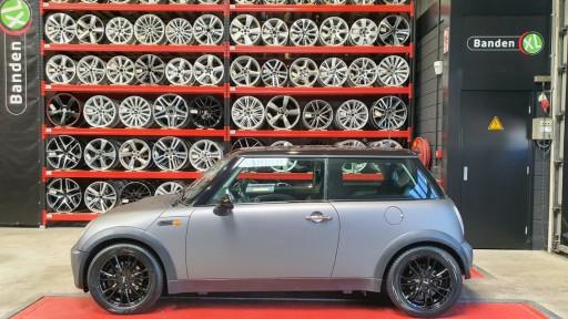 Set 16 inch Mak Jacky velgen gemonteerd op de Mini Cooper bij Banden XL.jpg